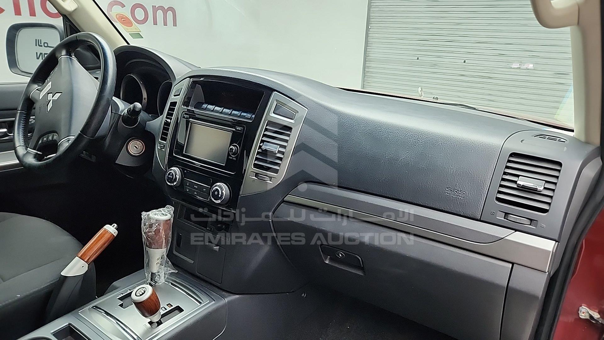 2016 MITSUBISHI PAJERO VIN: JMYMRV85WGJ724215