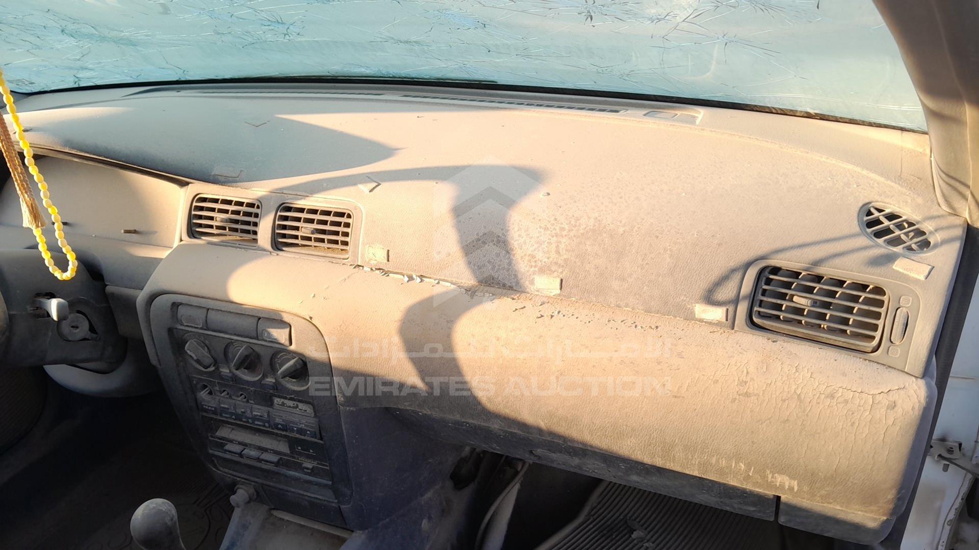 1999 NISSAN SUNNY VIN: JN1BB41S8YW003671