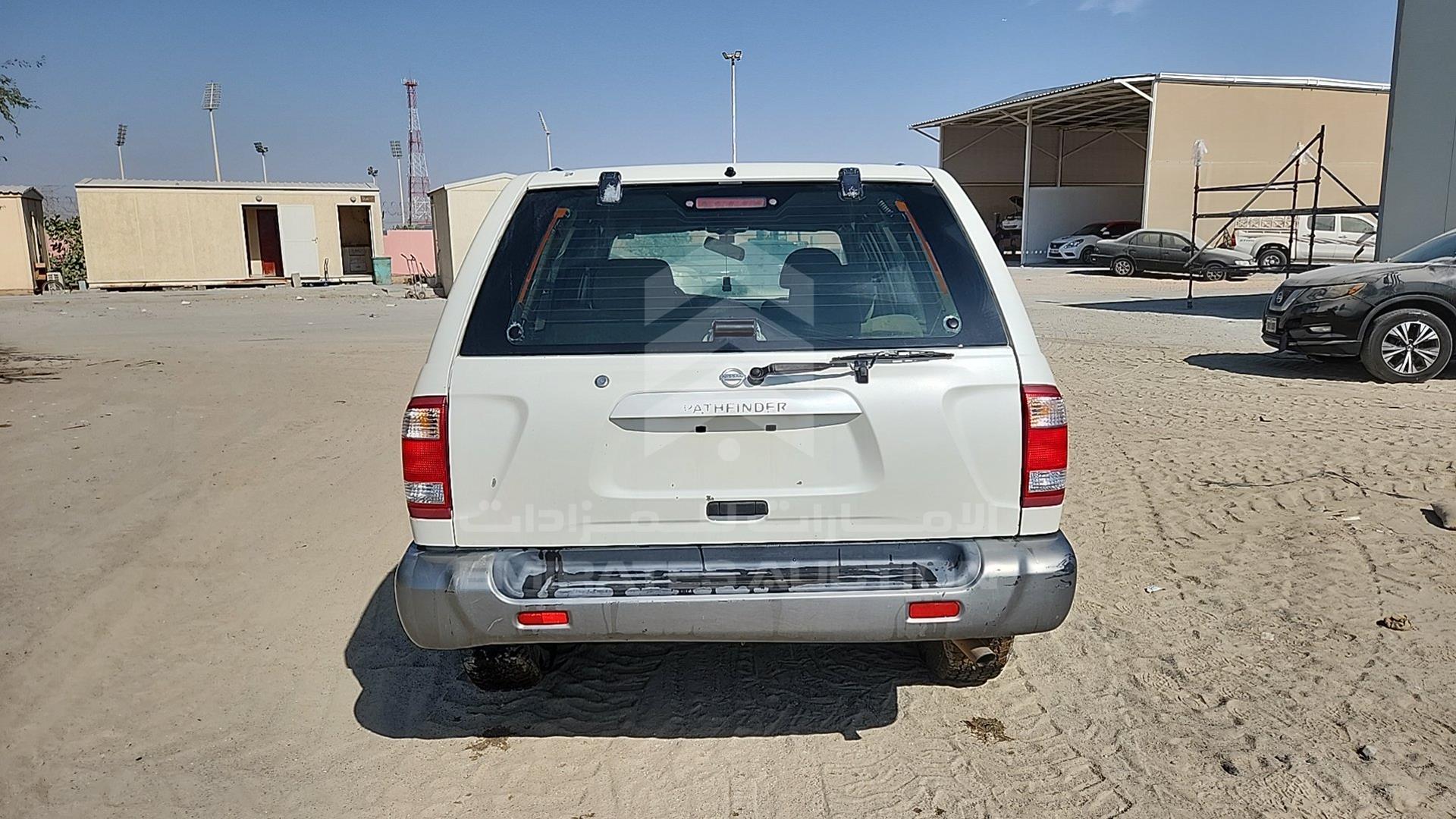 2002 NISSAN PATHFINDER VIN: JN8AR05Y22W523968