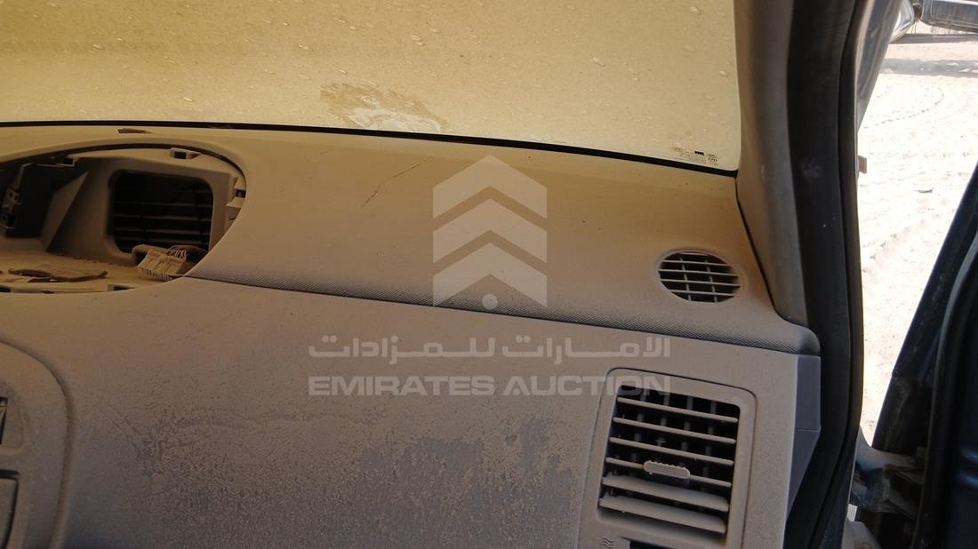 2004 Hyundai Matrix — Front Right Passenger Dashboard View — Photo 23