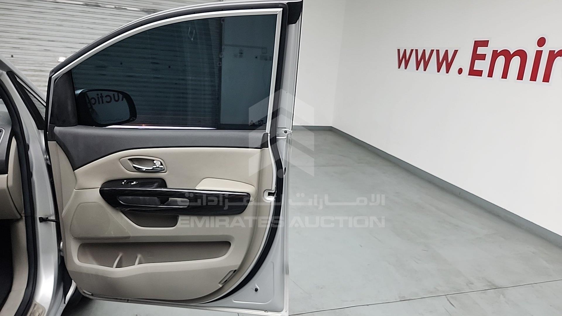 2016 KIA CARNIVAL VIN: KNAMC8120G6187445