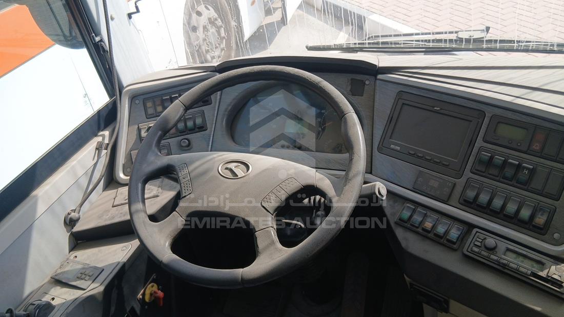2018 King Long XMQ 6120 — Steering & Mounted Controls — Photo 12