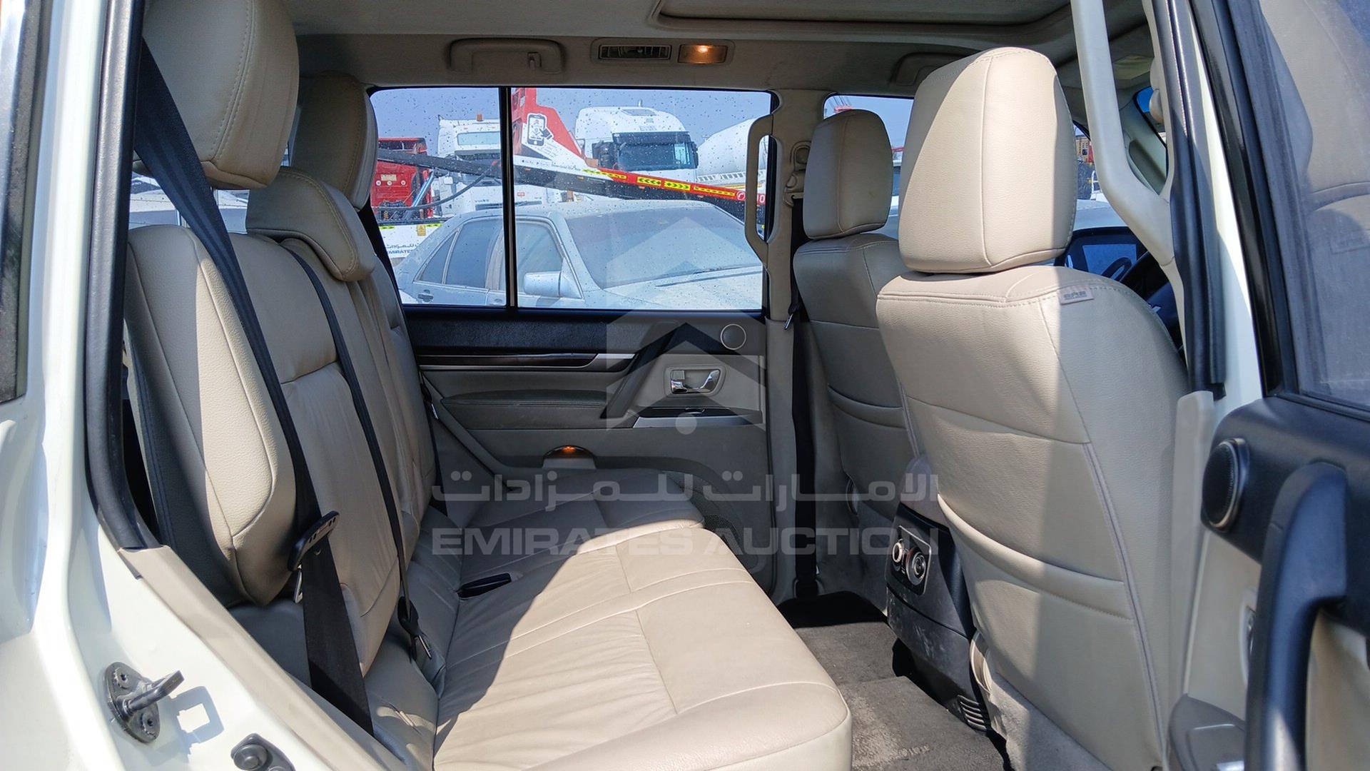 2013 MITSUBISHI PAJERO VIN: JMYLRV95WDJ706603