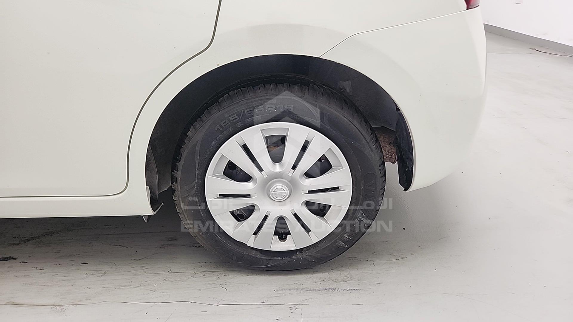 2015 NISSAN TIIDA VIN: MNTBC2C93F6008355