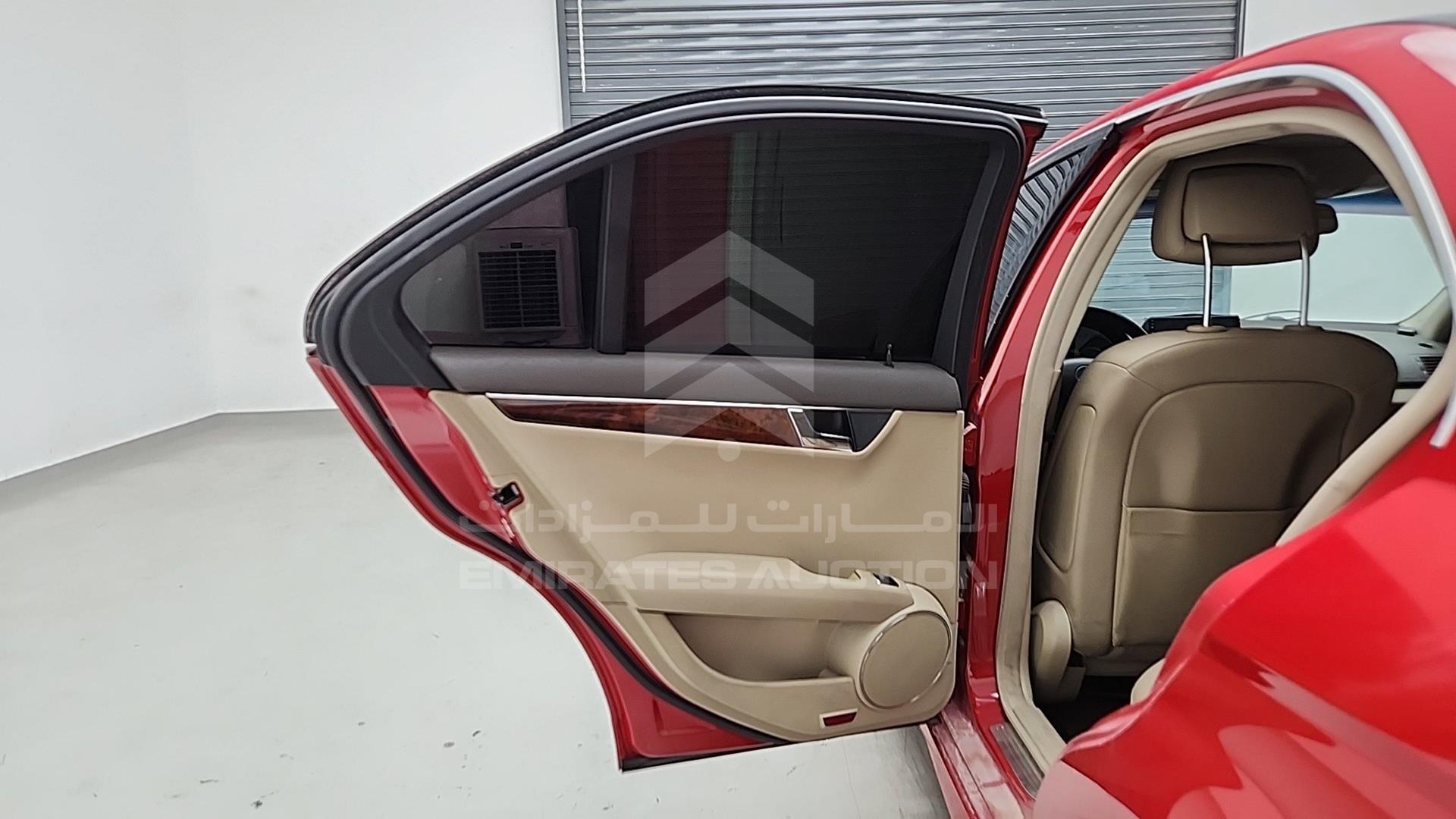 2011 MERCEDES C 300 VIN: WDDGF8BB6BR144232