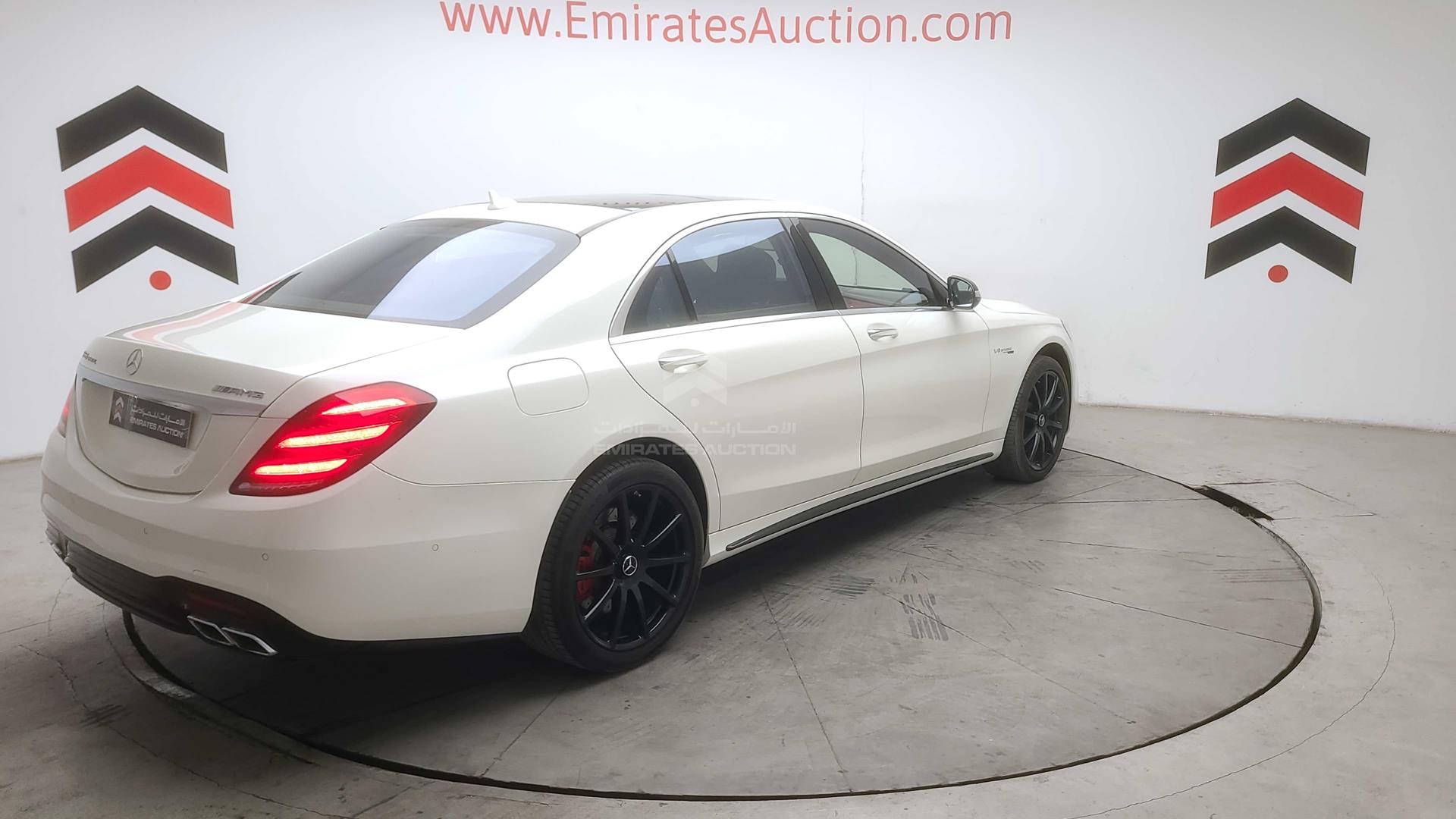 2016 MERCEDES S 63 VIN: WDDUG7JB6GA246373