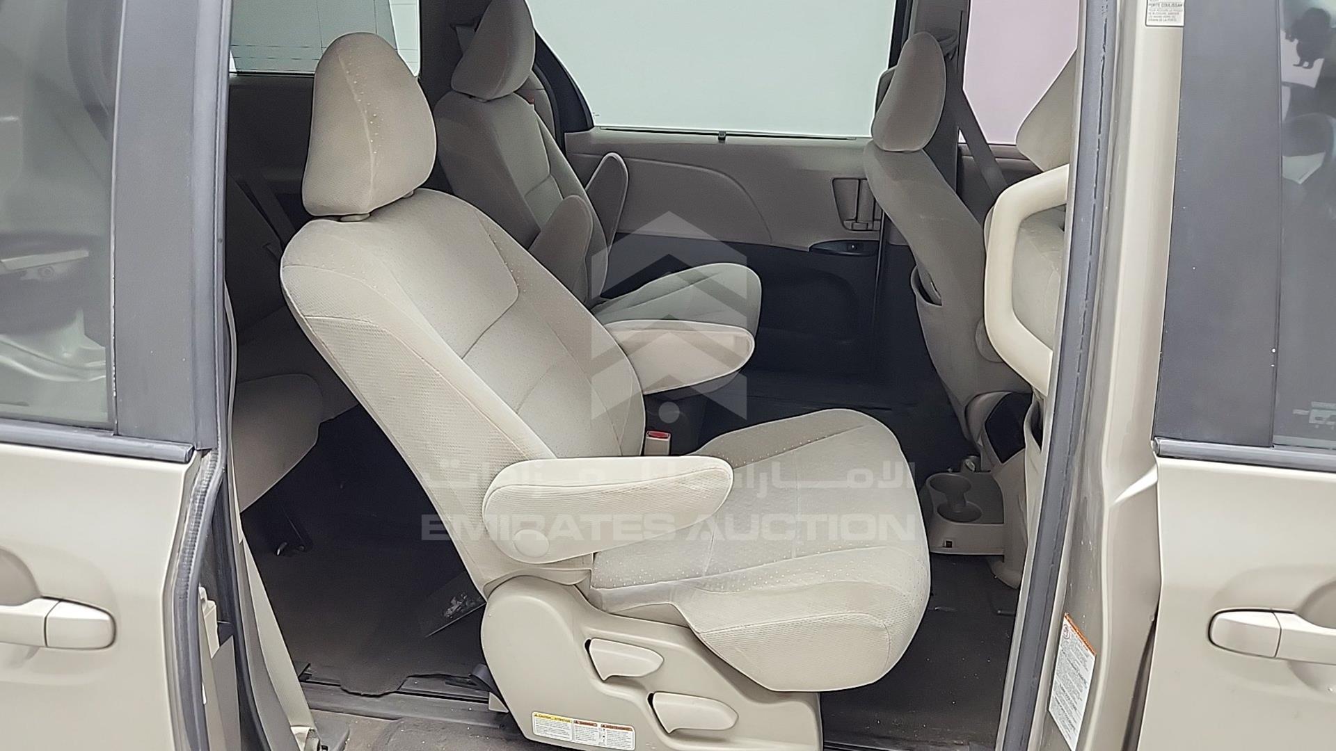 2015 TOYOTA SIENNA VIN: 5TDJK3DC1FS094786
