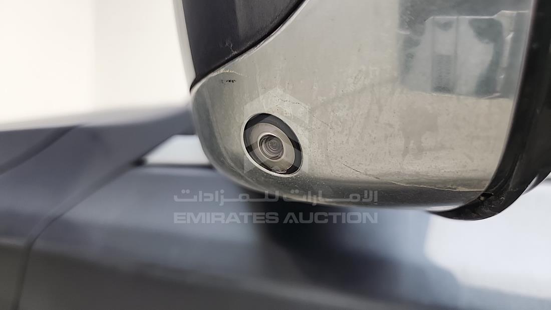 2016 BMW 740 LI — Rear Camera & 360 View — Photo 30