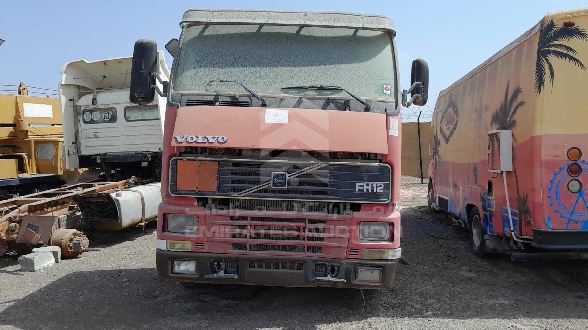 0 VOLVO --- VIN: YV2A4B3A0V1808557