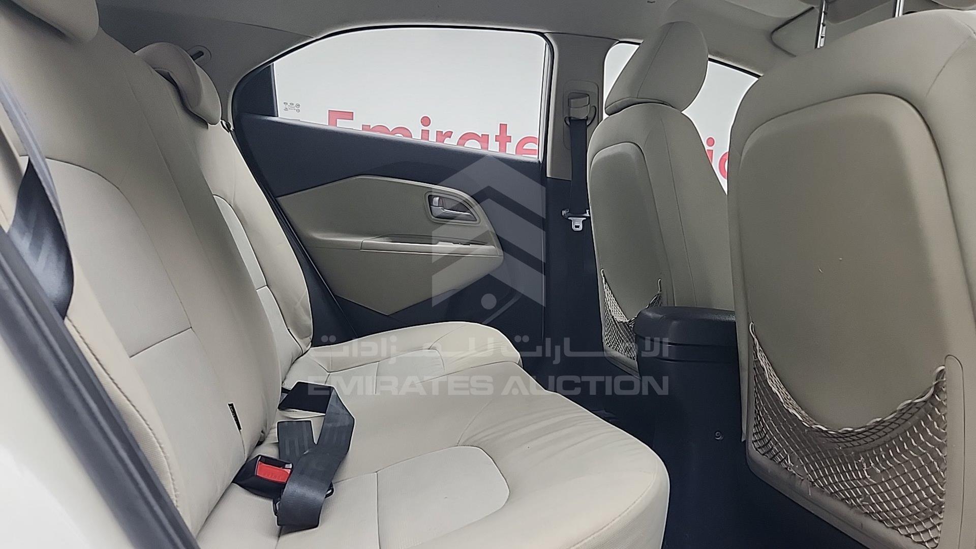 2014 KIA RIO VIN: KNADM5125E6247471