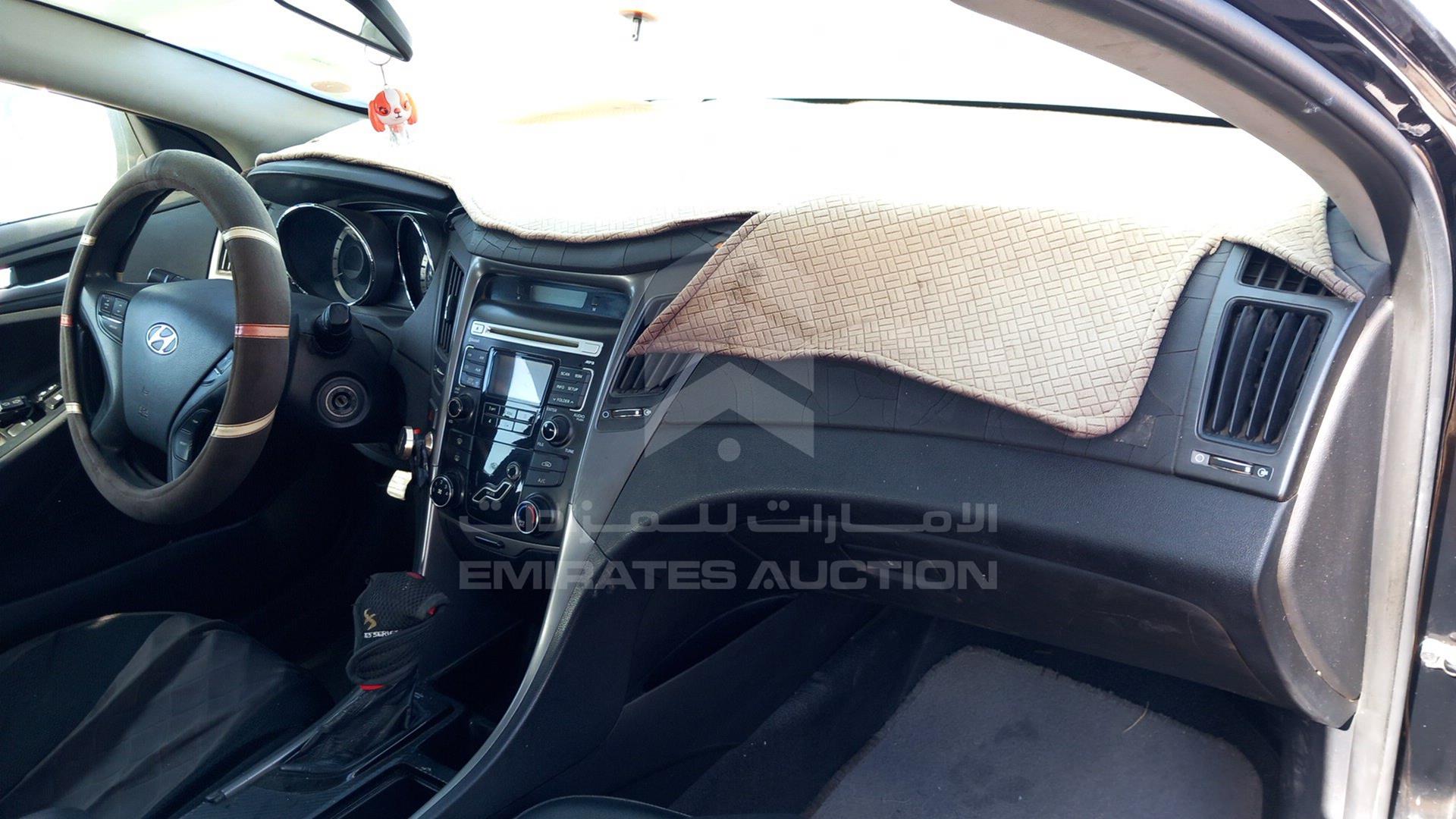 2012 HYUNDAI SONATA VIN: KMHEC41LBCA354310