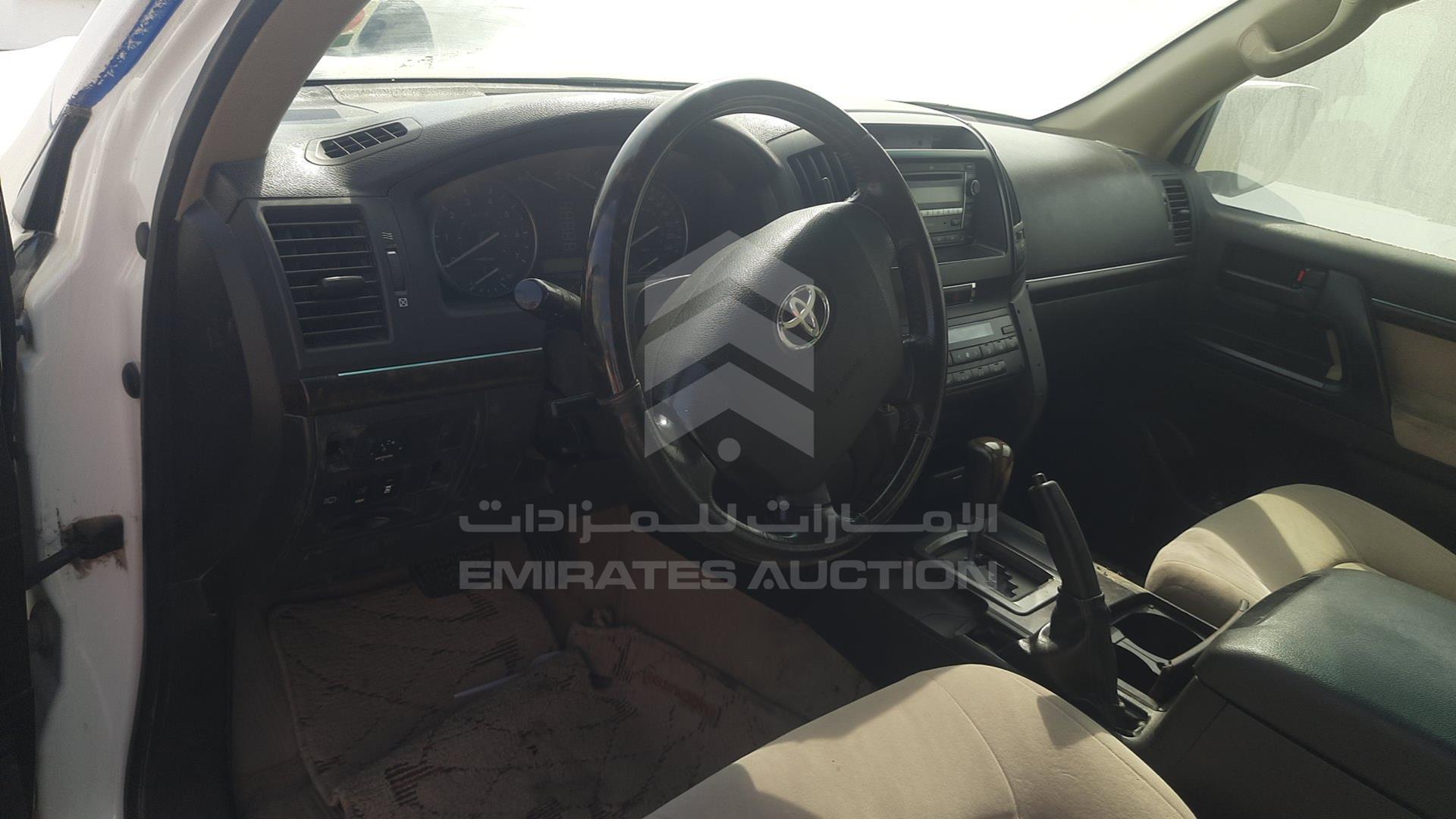2011 TOYOTA LAND CRUISER VIN: JTMHU09J8B5052503