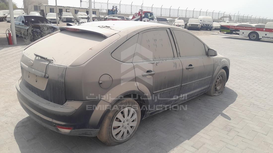 2006 Ford Focus — Rear Right Angle — Photo 7