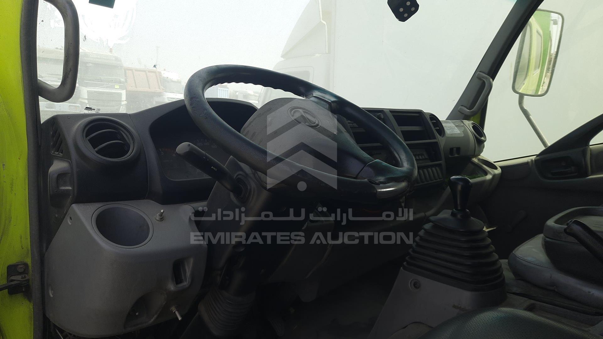 2014 HINO 300 VIN: JHHLCK1H9EK007302