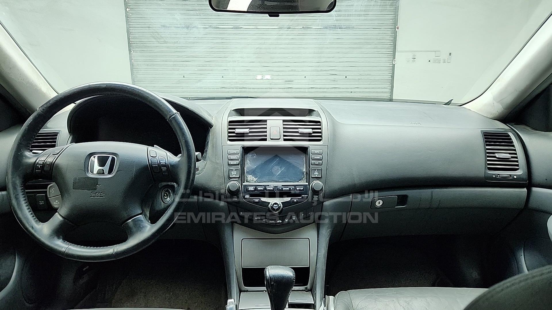 2005 HONDA ACCORD VIN: JHMCN36565C014296
