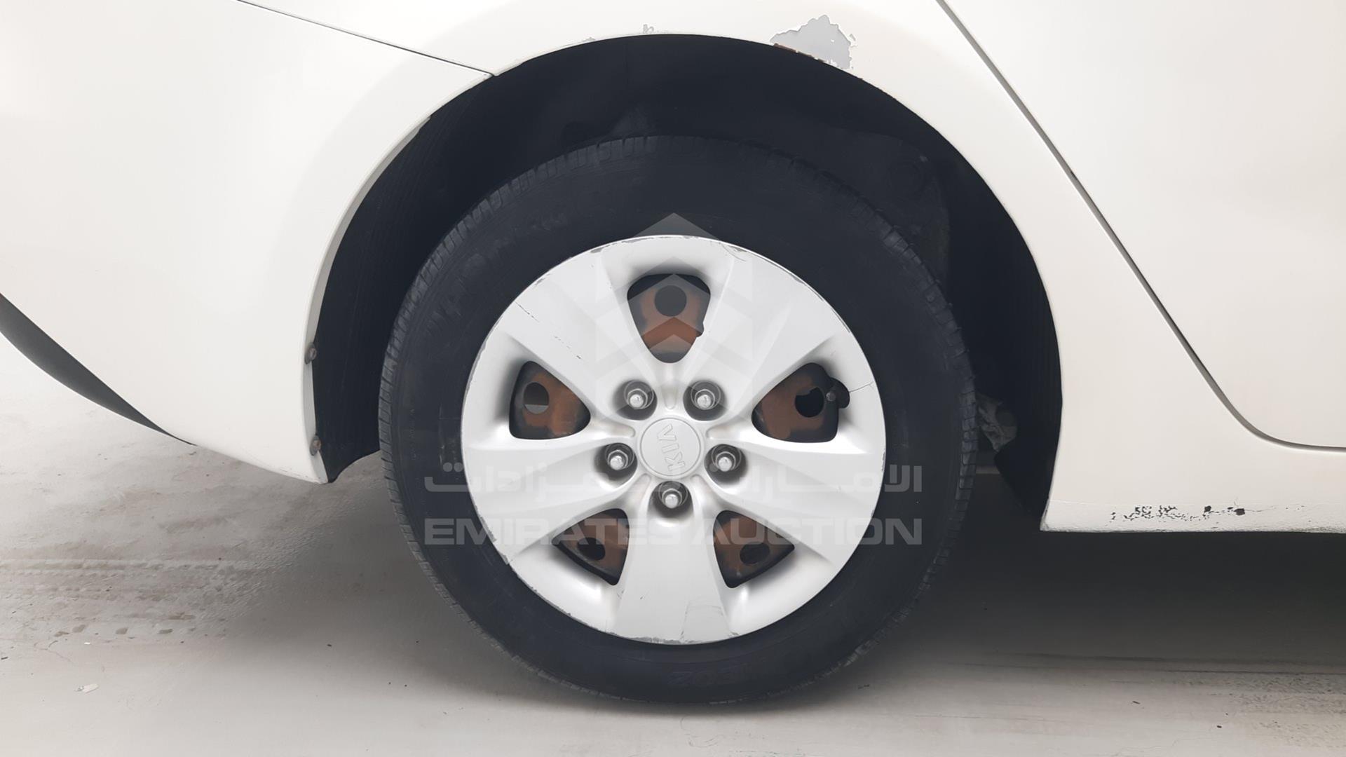 2015 KIA CERATO VIN: KNAFJ4119F5890710