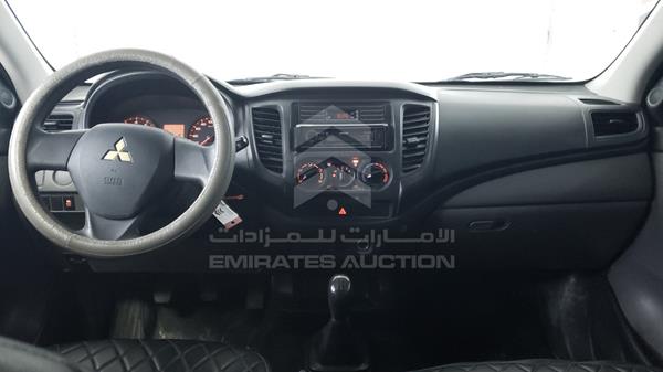 MMBMG35H5JH014731 Mitsubishi L 200