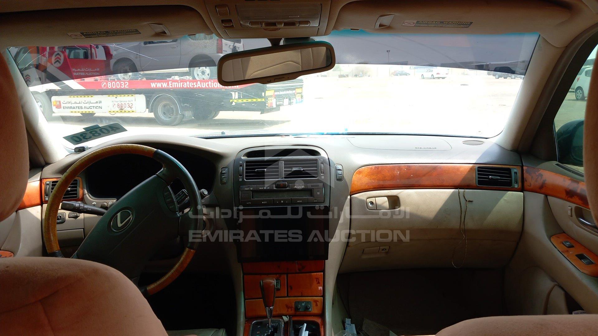 2001 LEXUS LS 430 VIN: JTHBN30FX10001866