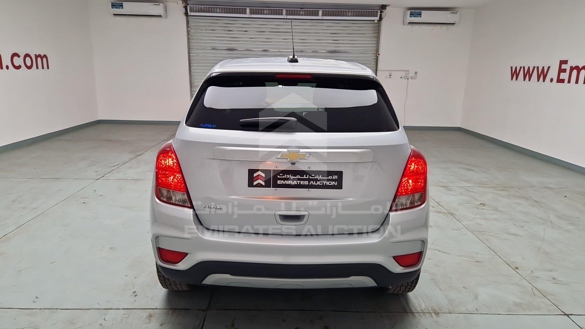 2020 CHEVROLET TRAX VIN: 3GNCJKSB2LL306166