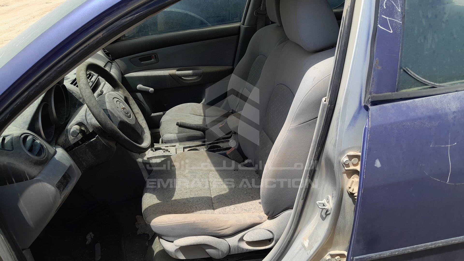 0 MAZDA --- VIN: JM7BK226651110171