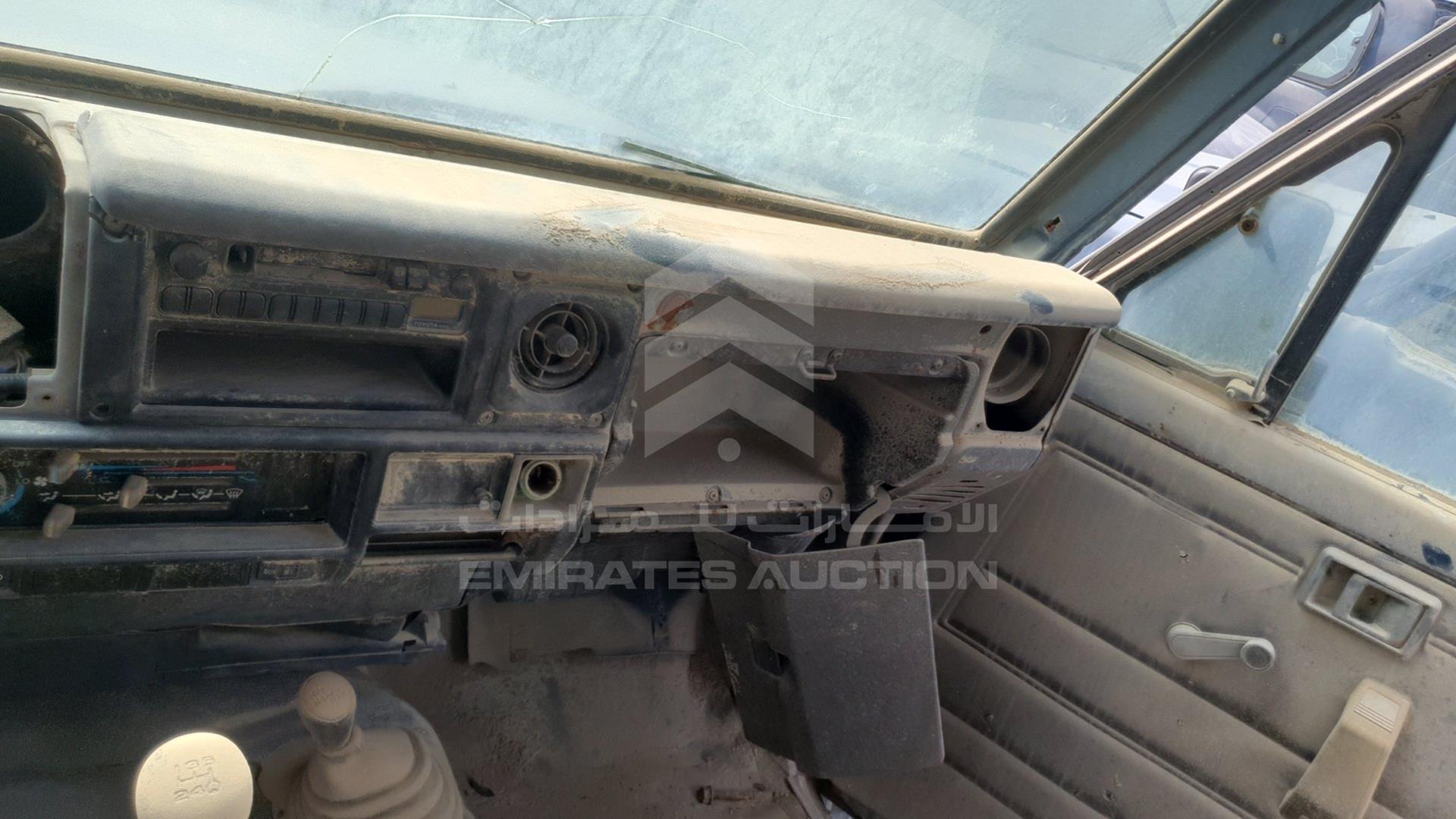 2005 TOYOTA LAND CRUISER VIN: JTFLB71J658007378