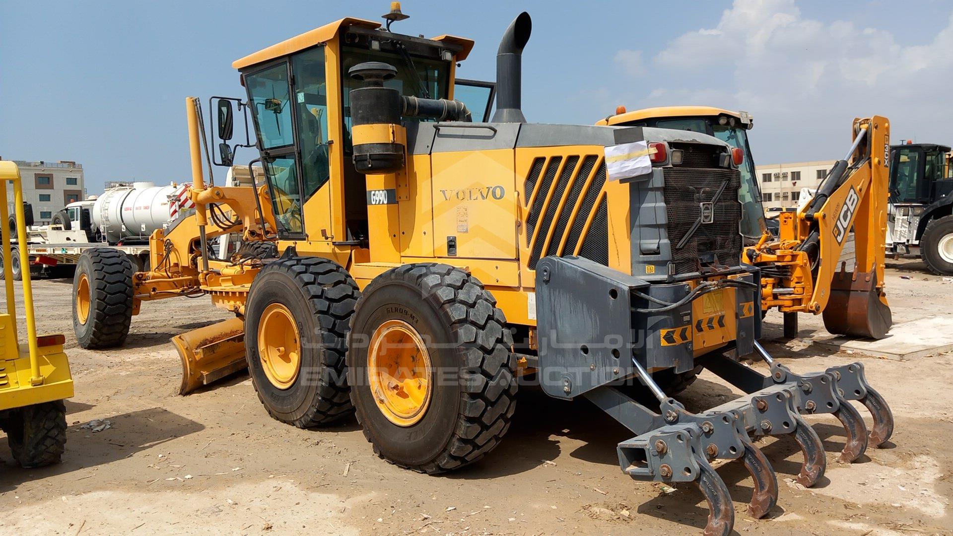 2015 VOLVO G990 VIN: UCE0G990LF0508182