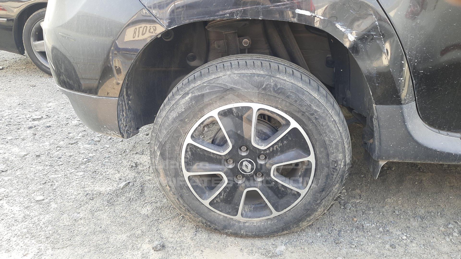 2018 RENAULT DUSTER VIN: VF1HSRGJ5JH588477