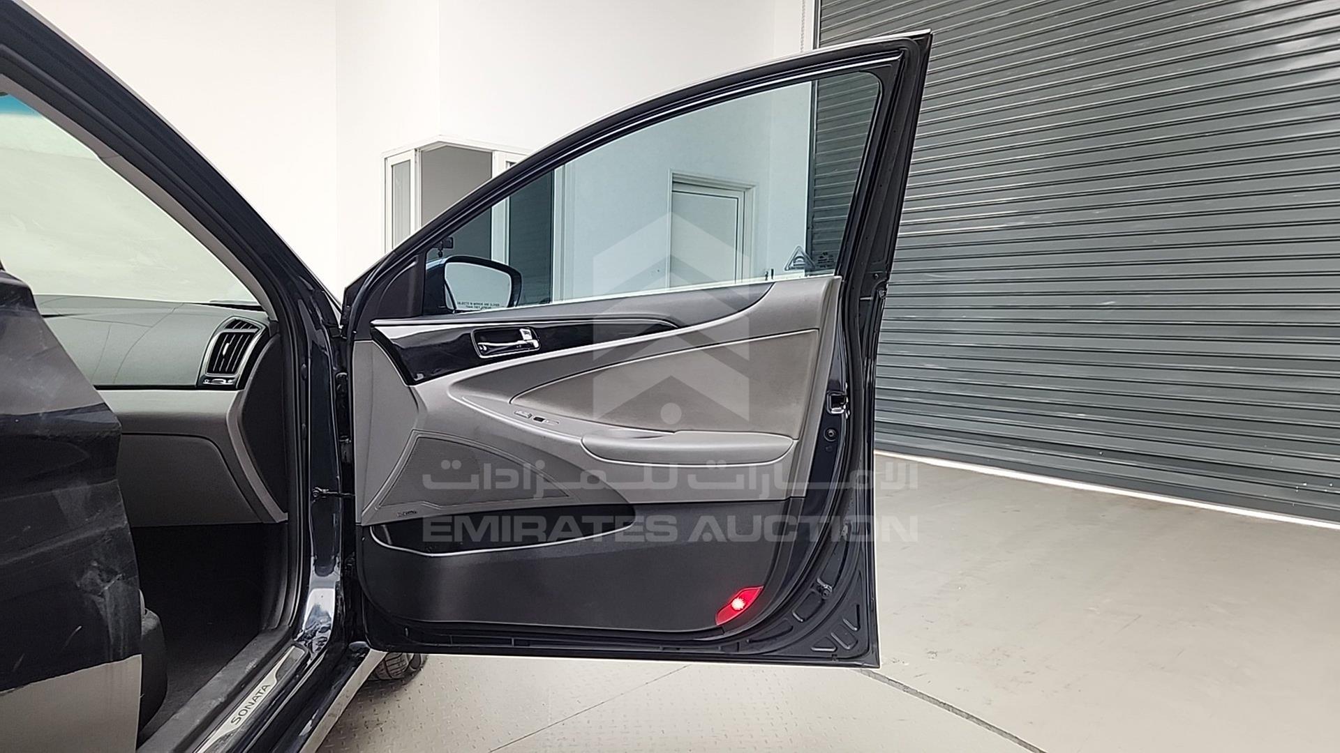 2011 HYUNDAI SONATA VIN: 5NPEC4ACXBH213394