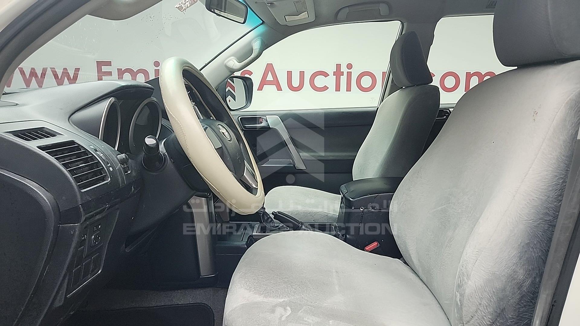 2011 TOYOTA PRADO VIN: JTEJU9FJ9B5018625