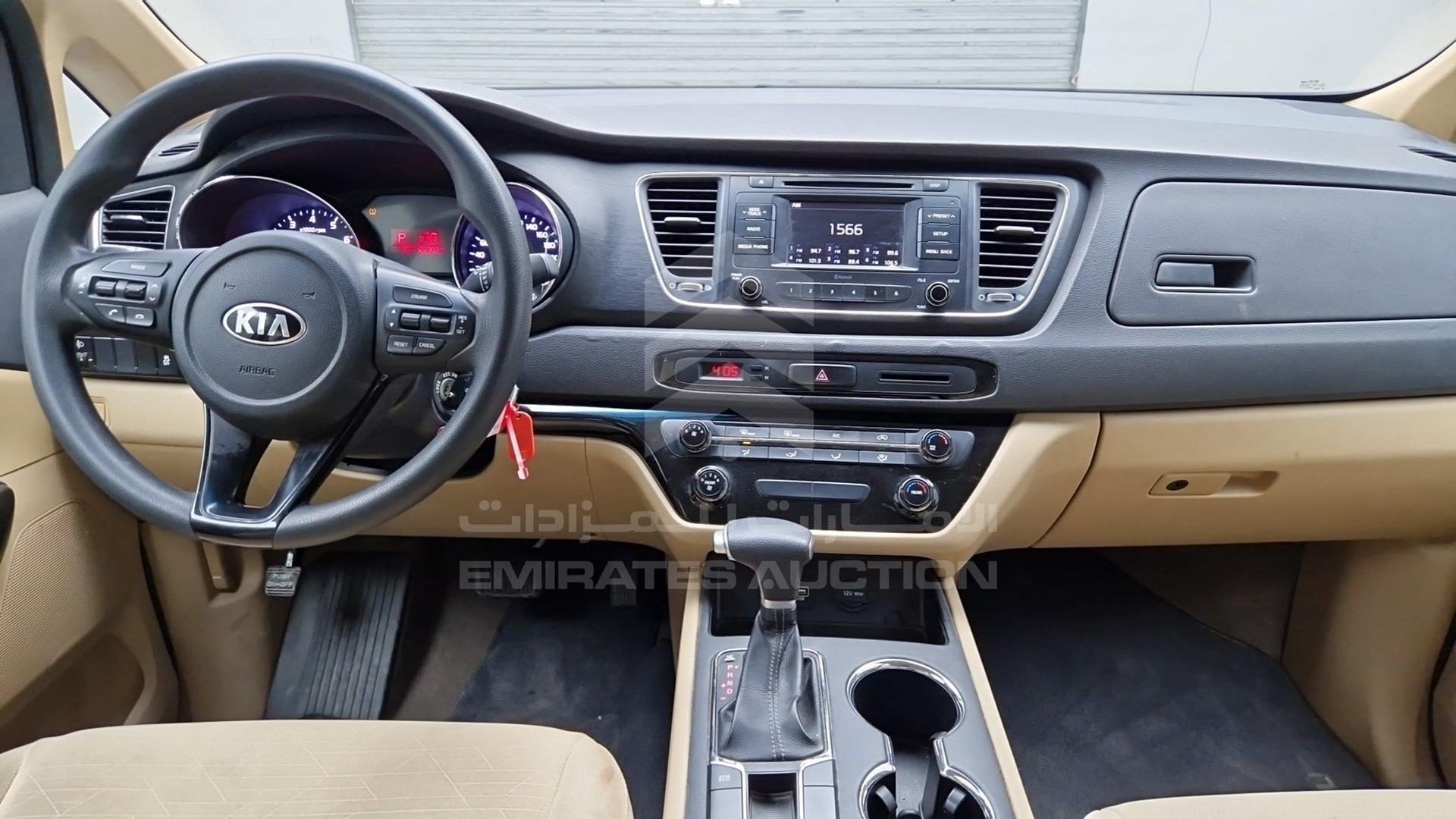 2019 KIA CARNIVAL VIN: KNAMB8121K6545261