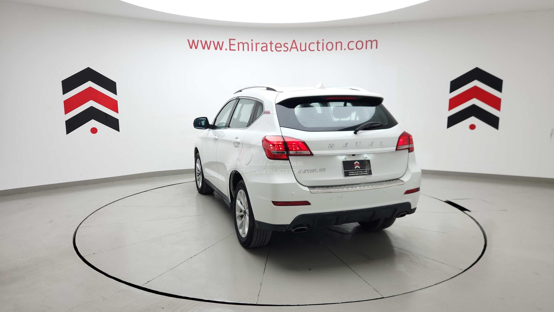 2018 HAVAL H2 VIN: LGWEE4A49JH903550
