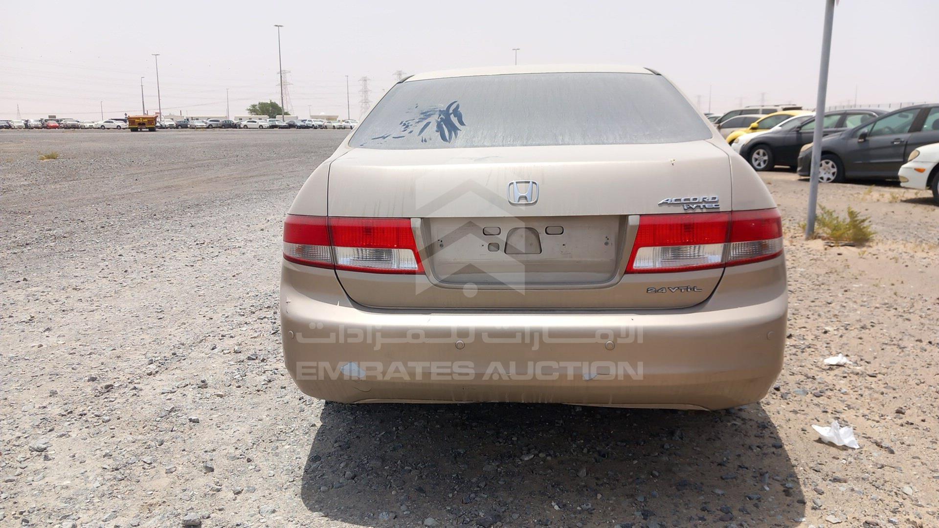 2005 HONDA ACCORD VIN: JHMCM56525C407498