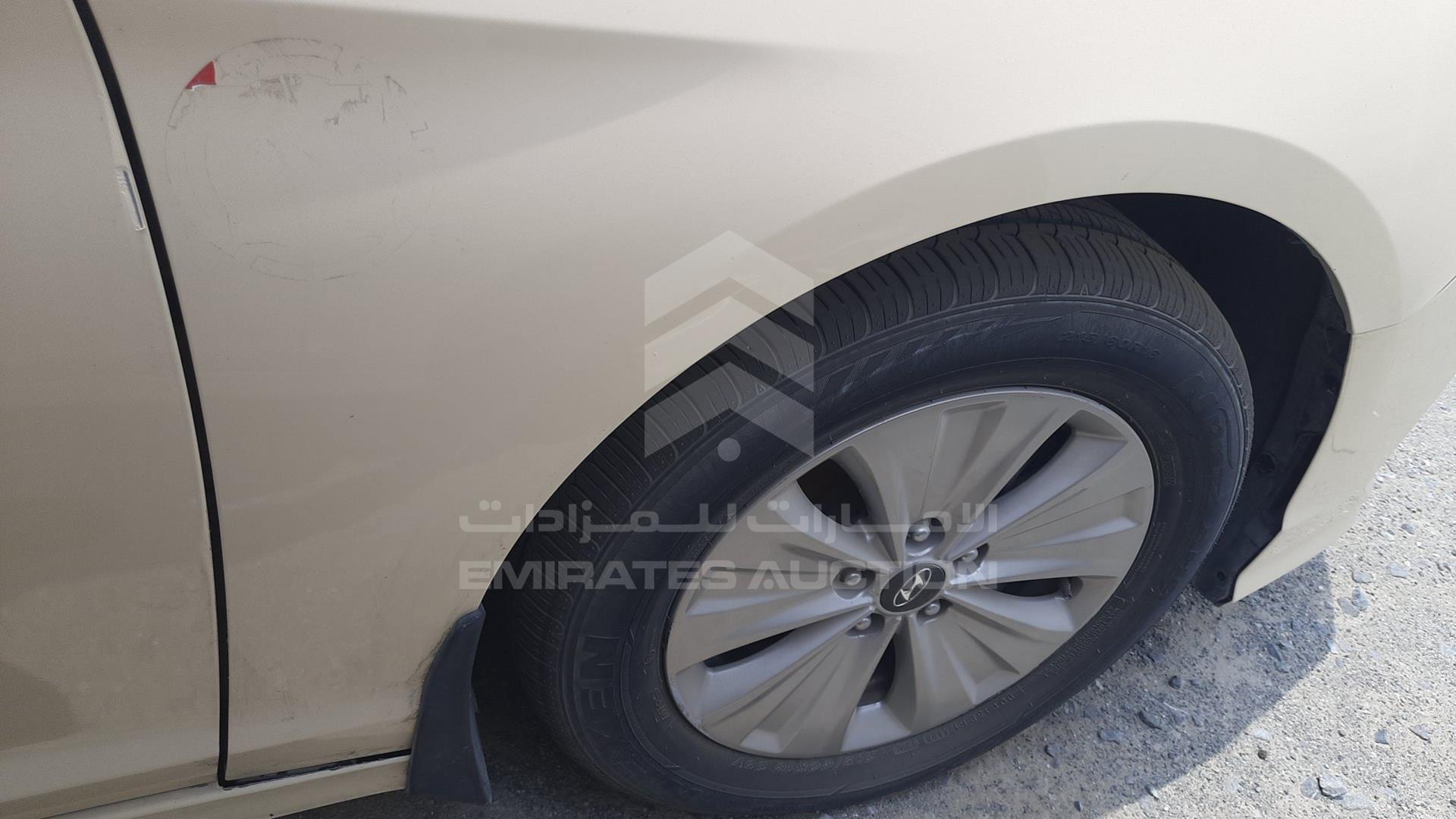 2019 HYUNDAI SONATA VIN: KMHE24138KA092953