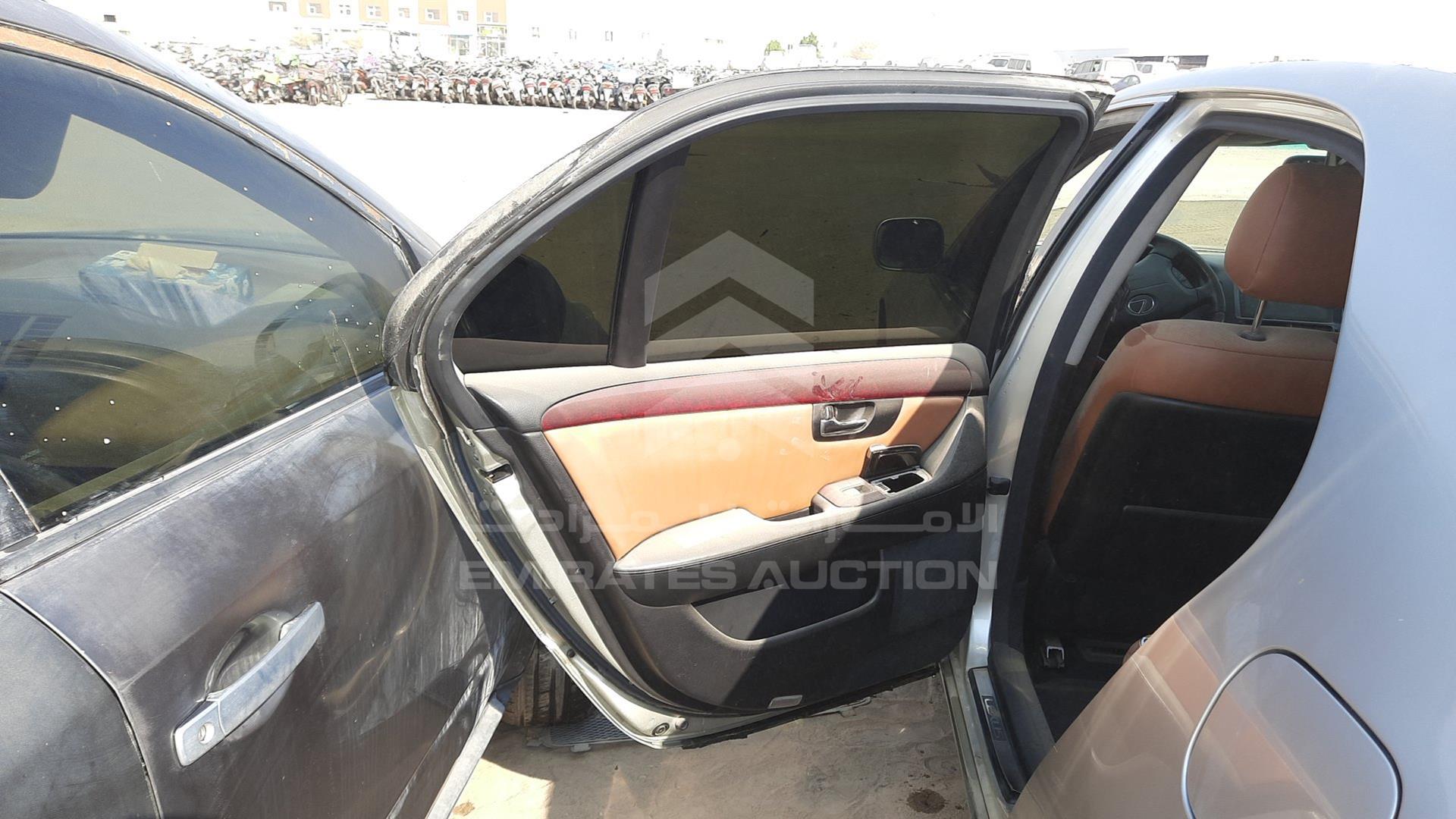 2002 LEXUS LS 430 VIN: JTHBN30F620066201