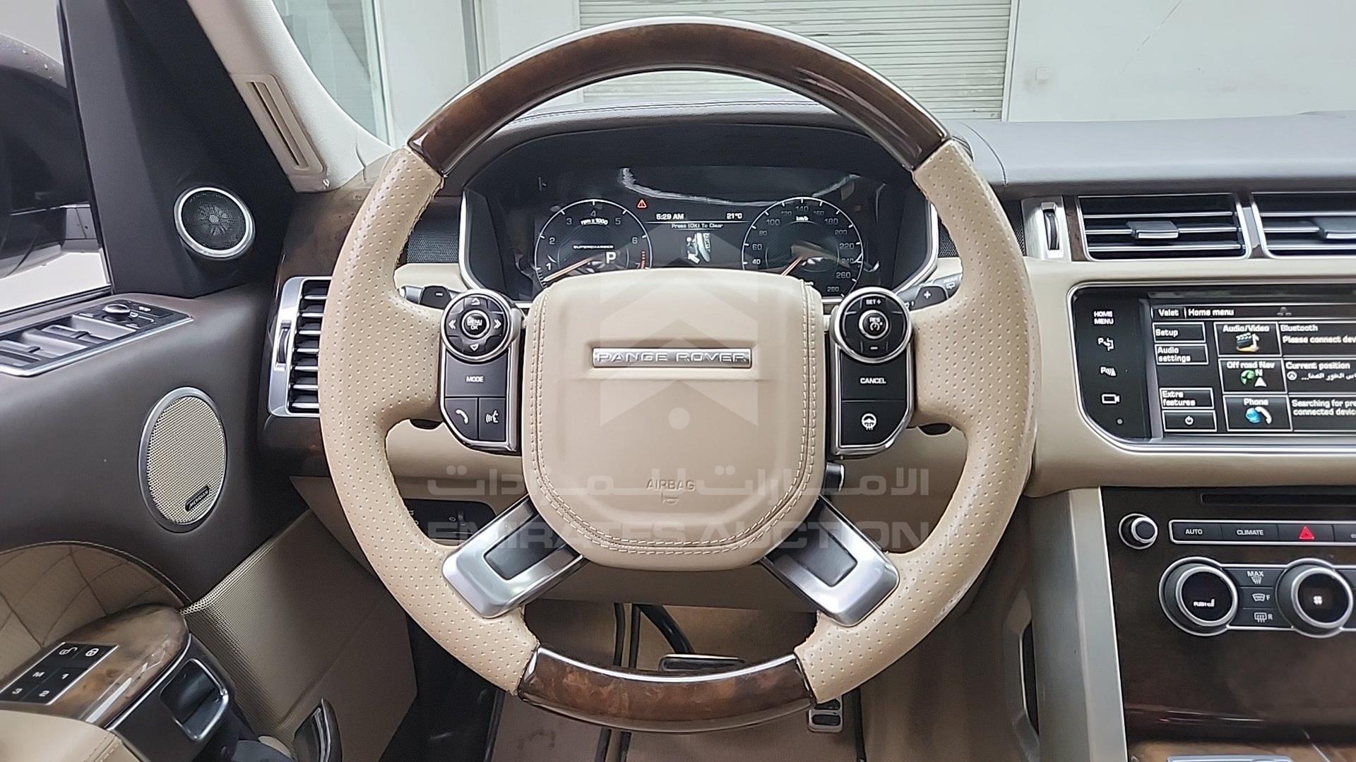 2014 RANGE ROVER VOGUE VIN: SALGA2EF8EA137587
