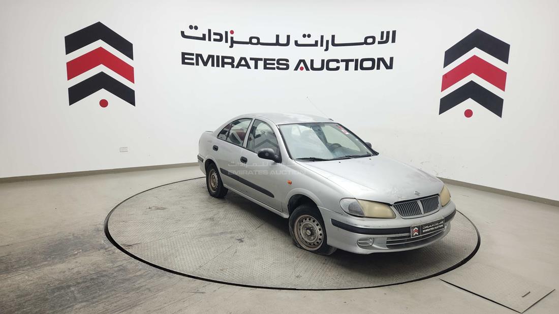 نيسان صني 2003 — الزاوية الأمامية اليمنى — صورة 11