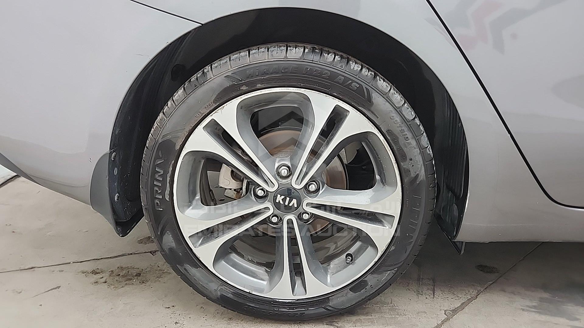 2014 KIA CERATO VIN: KNAFZ4119E5185901
