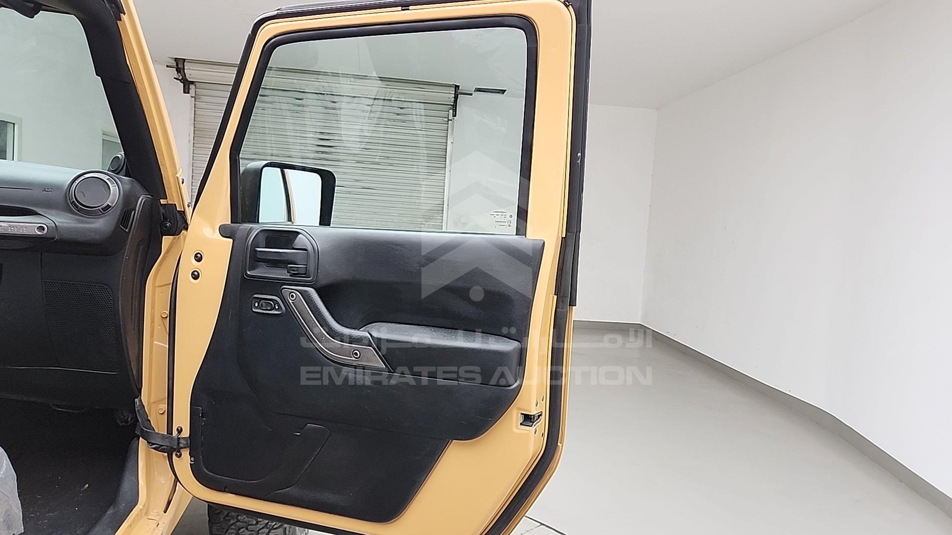 2014 JEEP WRANGLER / VIN: 1C4BJWAG1EL153044