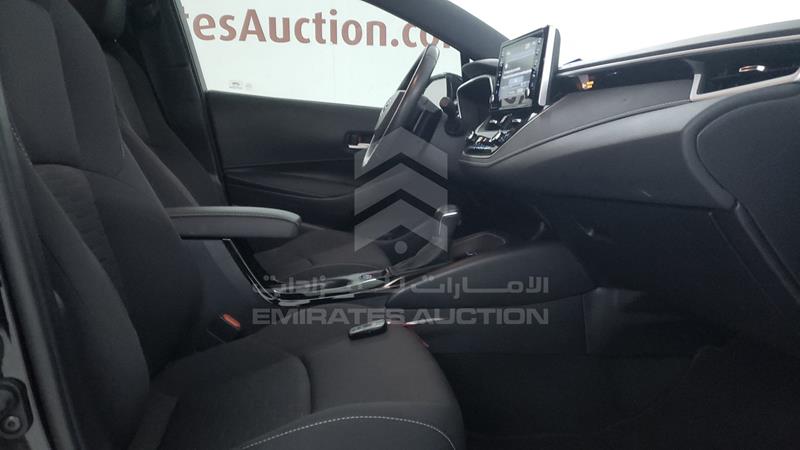 JTND4RBE5L3075505 Auction: EmiratesAuction Lot: 423206 JTND4RBE5L3075505 Toyota Corolla 2020 BLACK Photo 29