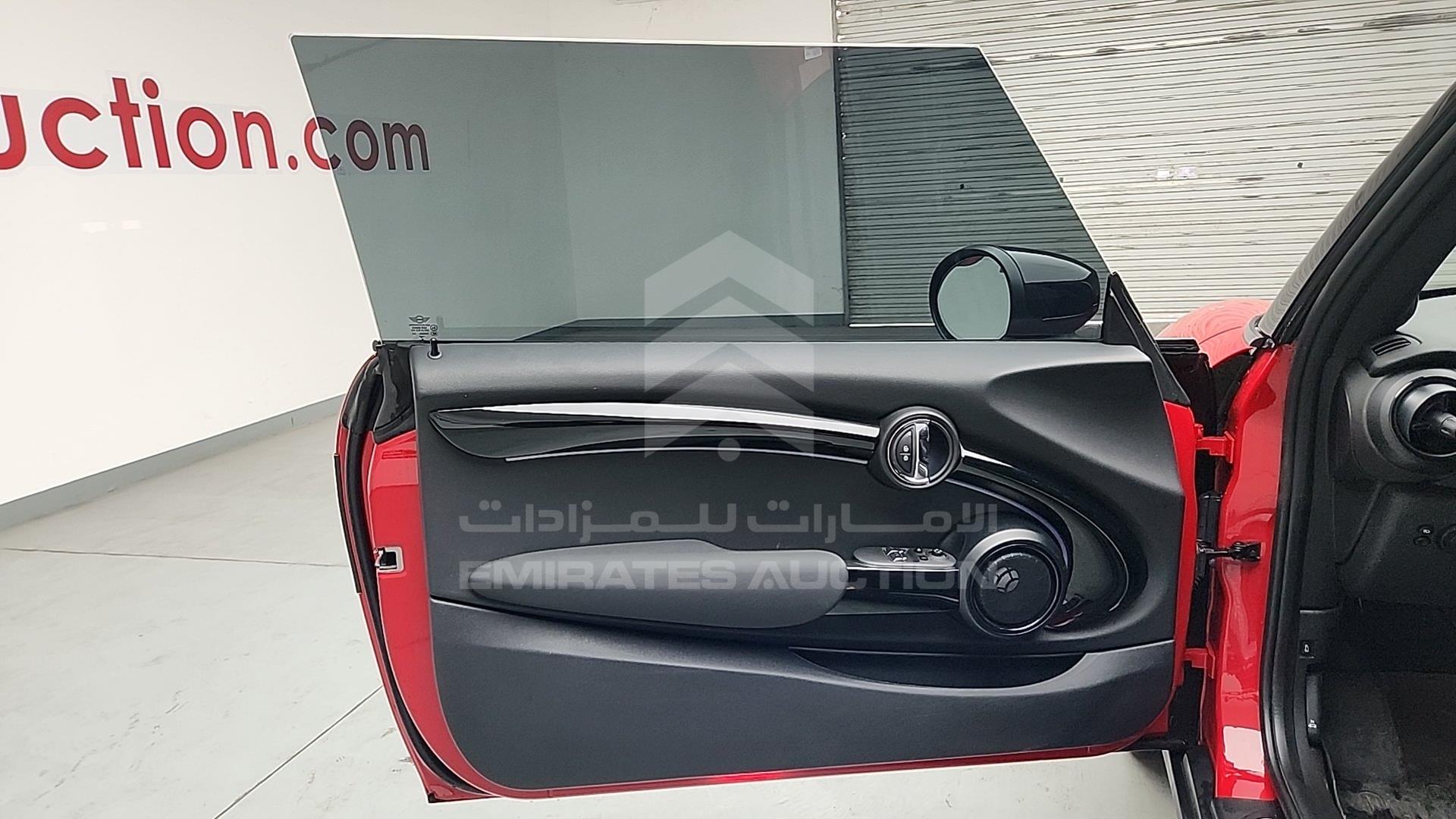 2023 MINI COOPER S VIN: WMW13DJ02P2T19199