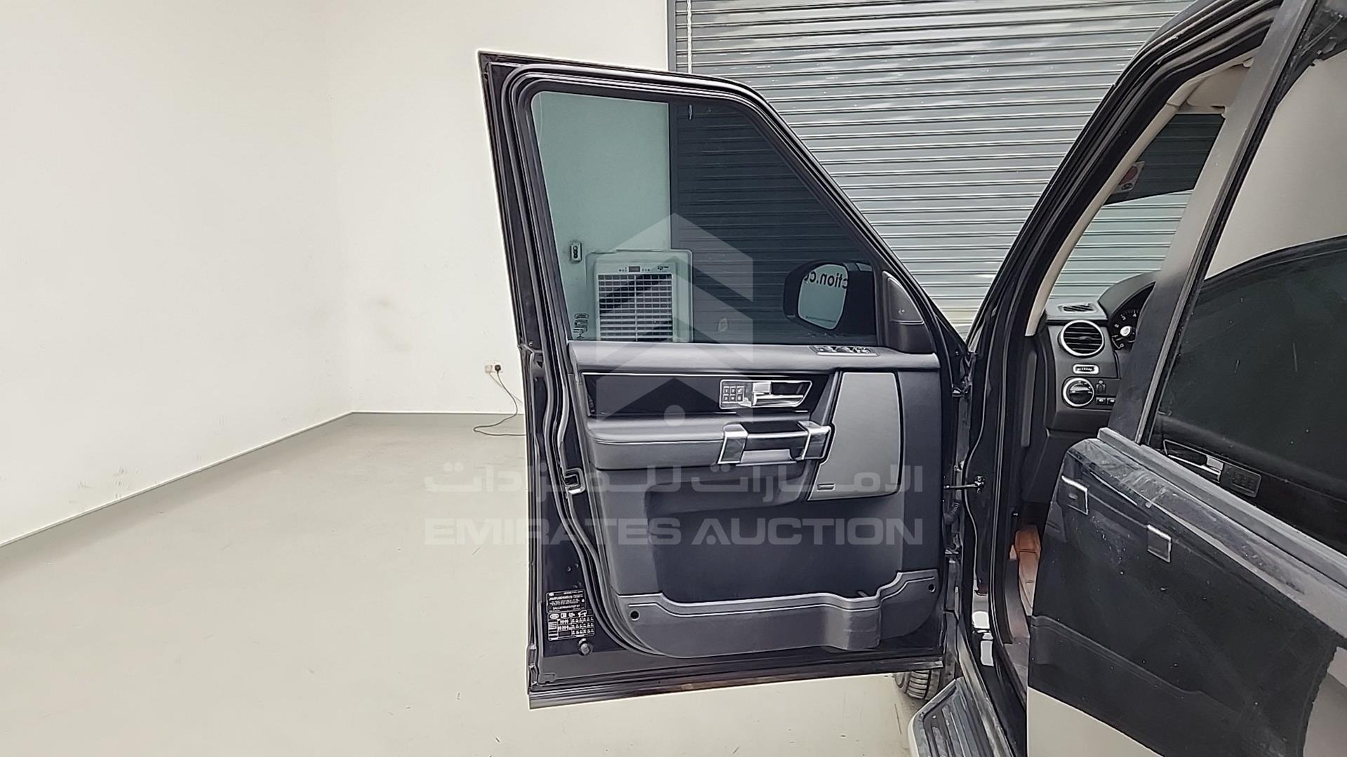 2015 LAND ROVER LR4 HSE VIN: SALLAAAV6FA750159