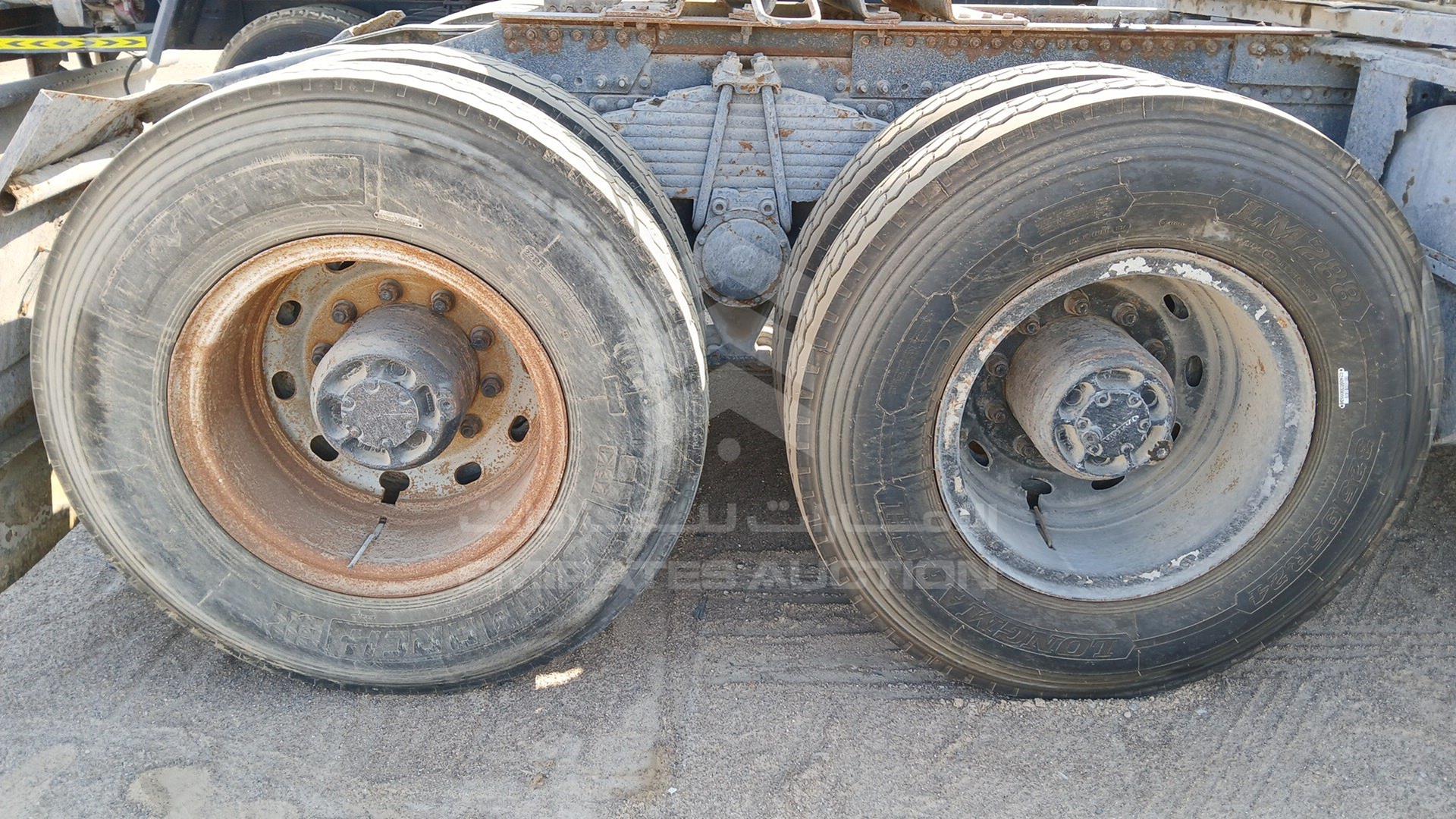 1998 VOLVO FH 12 VIN: YV2A4B3D3WA279407