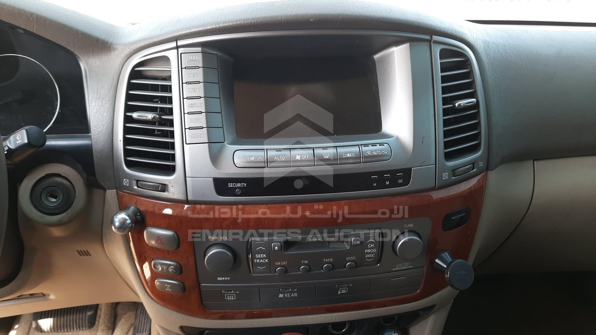 2005 LEXUS LX 470 VIN: JTJHT00WX53551277