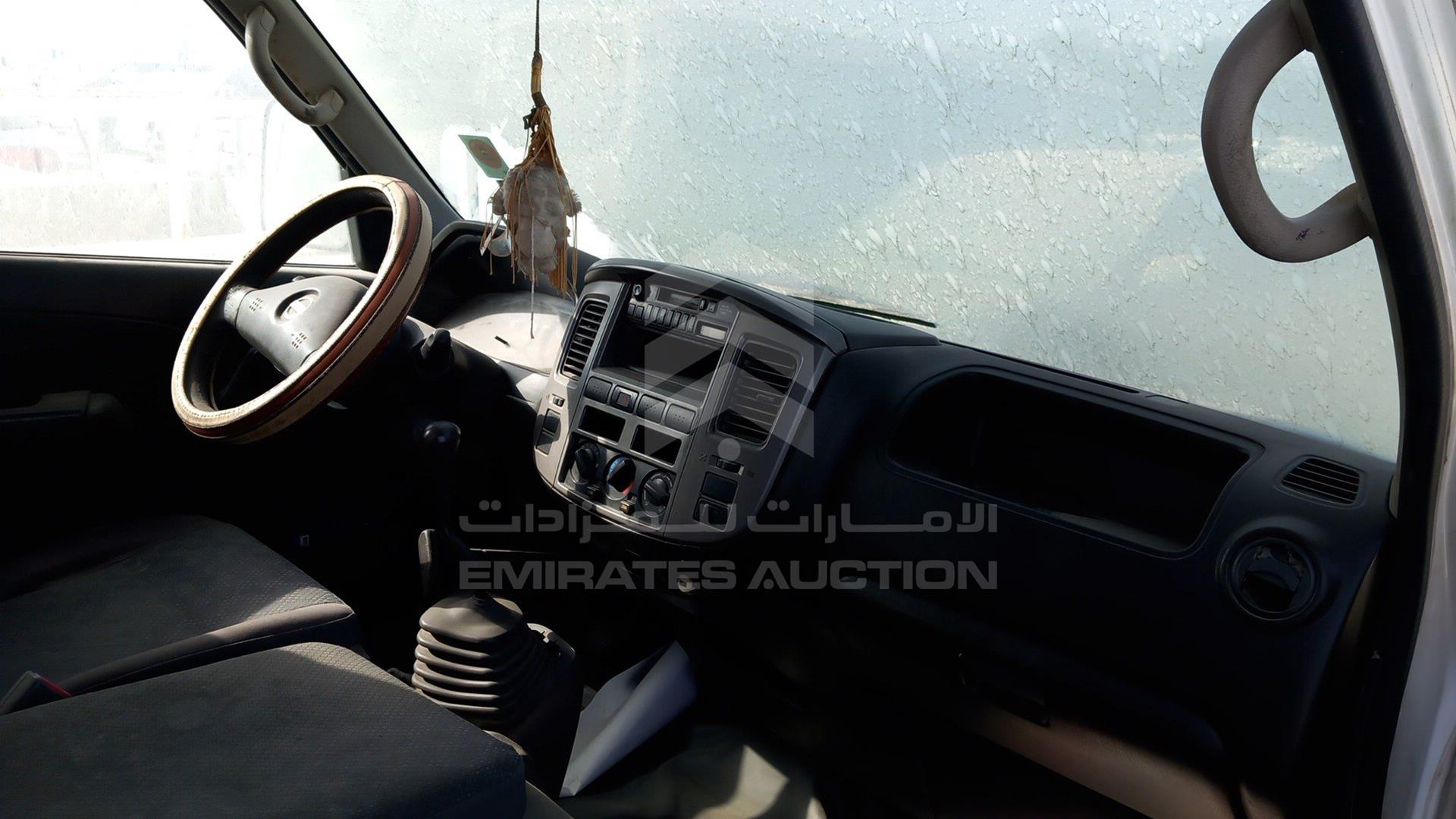 2008 NISSAN URVAN VIN: JN6AE54S78X005209