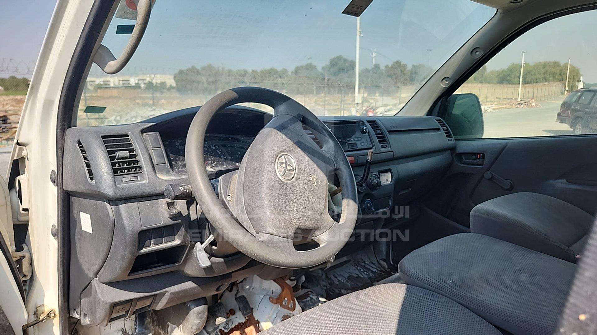 2014 TOYOTA HIACE VIN: JTFHX02P2E5003217