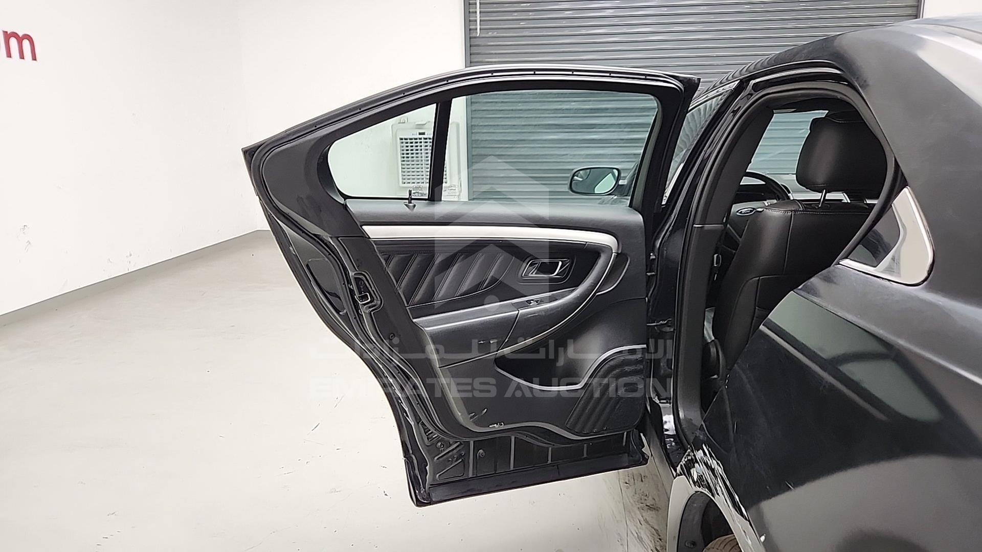 2013 FORD TAURUS VIN: 1FAHP2E82DG155287