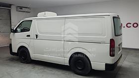 2011 Toyota Hiace — Rear Left Angle — Photo 6 — Thumbnail