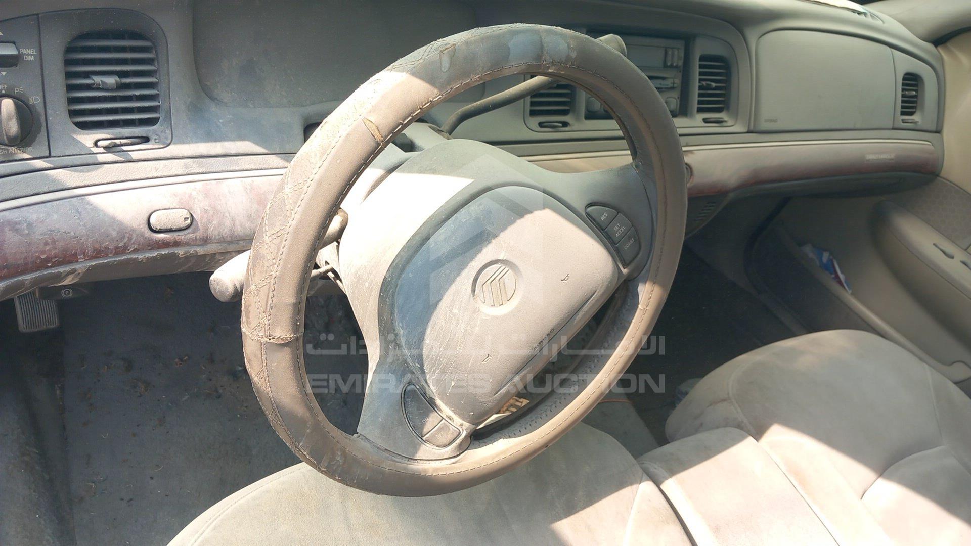2000 FORD MERCURY VIN: 2MEFM74W7YX617963