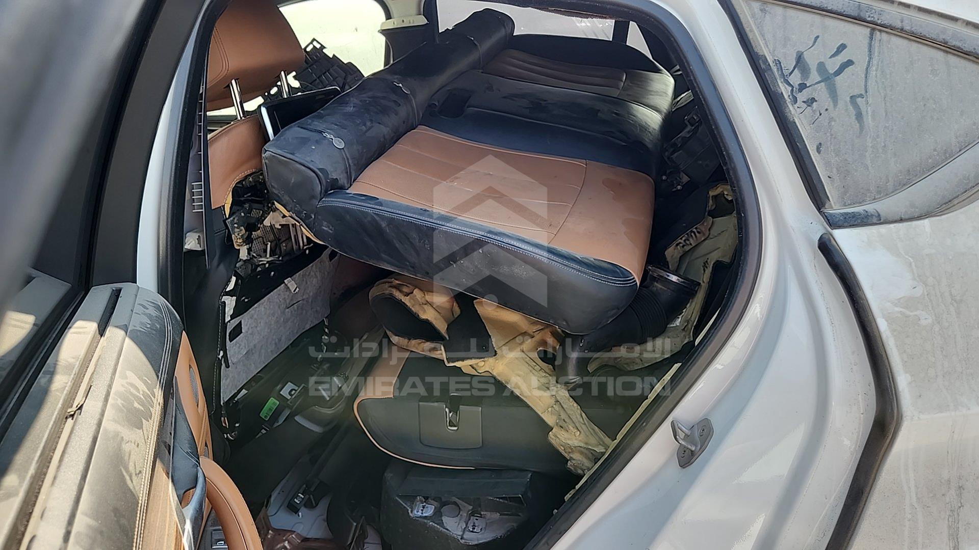 2015 BMW X6 VIN: WBAKU6102F0G58264
