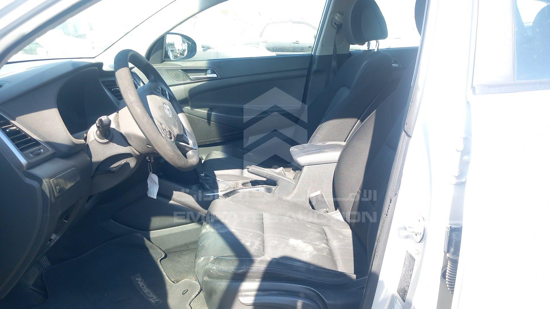 2016 HYUNDAI TUCSON VIN: TMAJ28137GJ061926